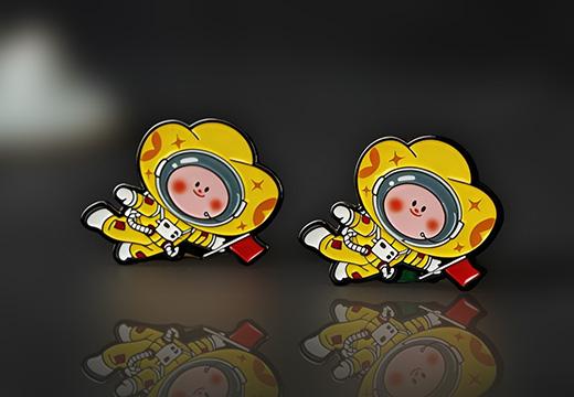 太空人金属烤漆徽章定制