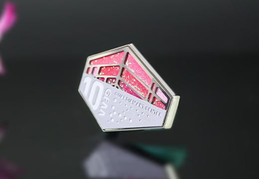 金属闪粉珐琅徽章定制